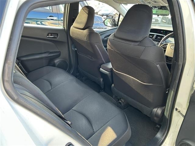 Toyota PRIUS 2019 8272552-6