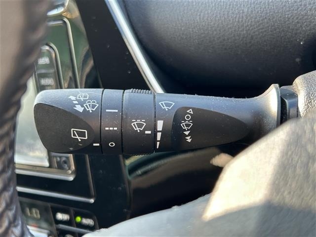 Toyota PRIUS 2019 8272552-7
