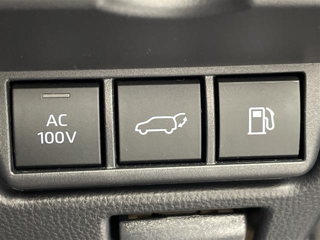 Toyota PRIUS 2024 8272553-3