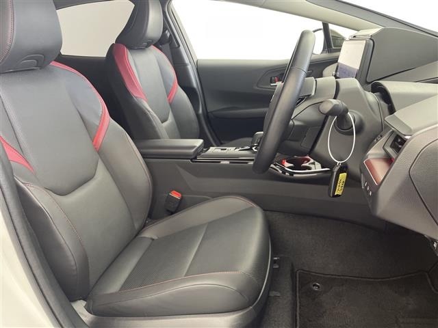 Toyota PRIUS 2024 8272553-8