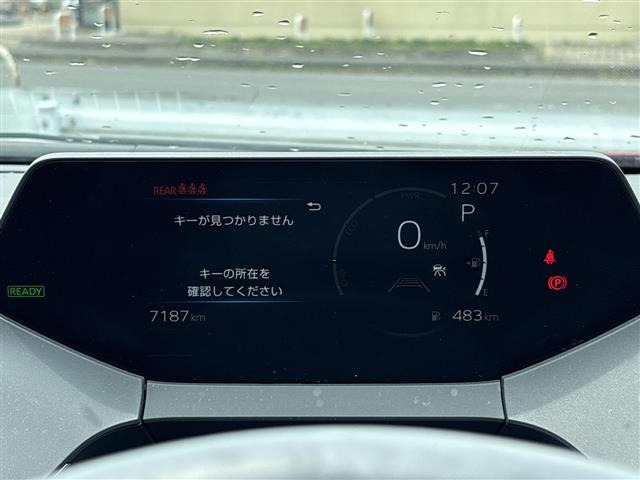Toyota PRIUS 2023 8272554-21