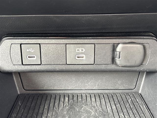 Toyota PRIUS 2023 8272554-22