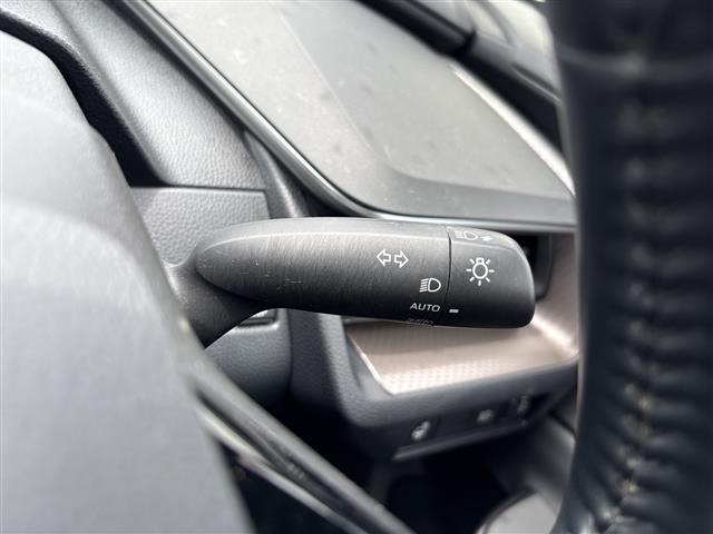 Toyota PRIUS 2023 8272554-8