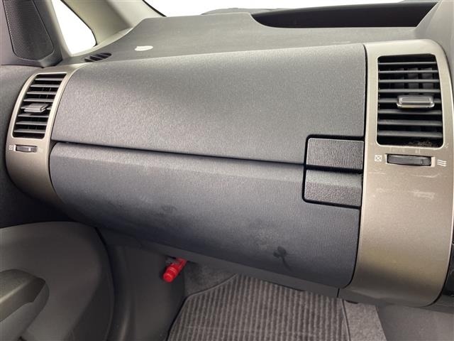Toyota PRIUS 2010 8272556-1