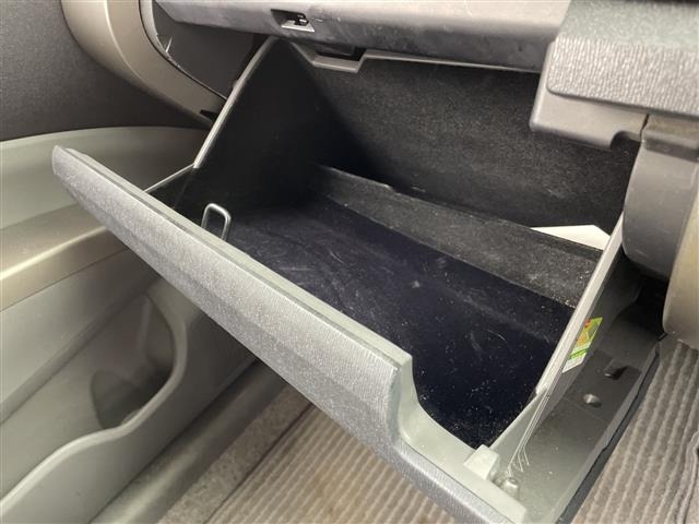 Toyota PRIUS 2010 8272556-5