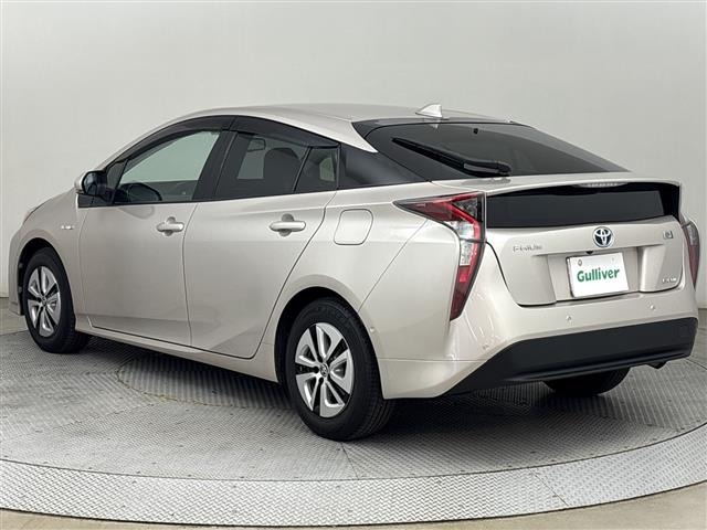 Toyota PRIUS 2016 8272557-13