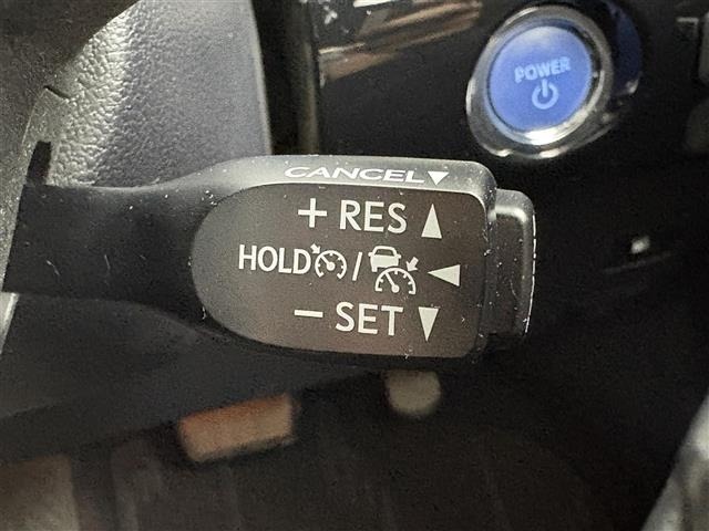 Toyota PRIUS 2016 8272559-3