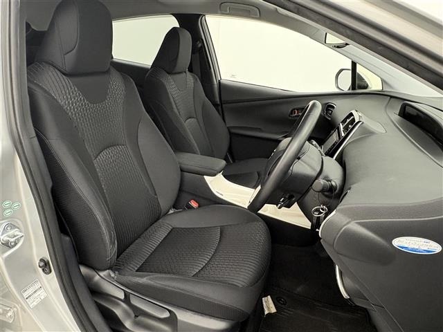 Toyota PRIUS 2016 8272559-6