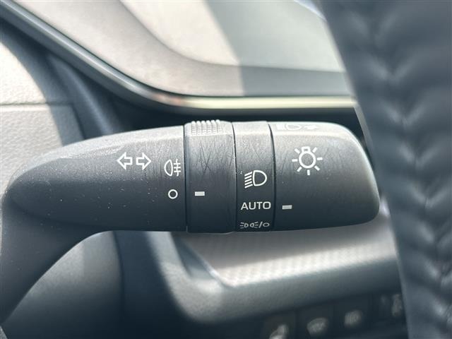 Toyota PRIUS 2023 8272560-21