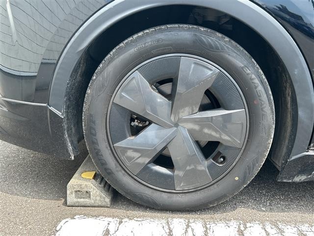 Toyota PRIUS 2023 8272560-26