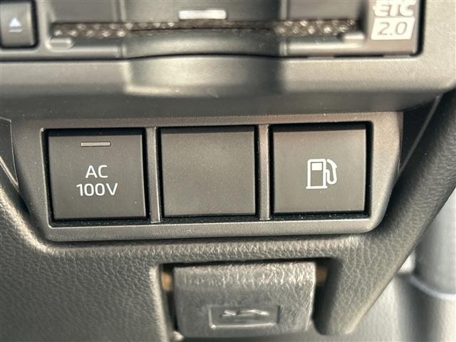 Toyota PRIUS 2023 8272560-27