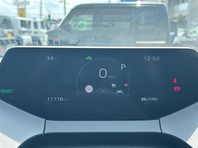 Toyota PRIUS 2023 8272560-34