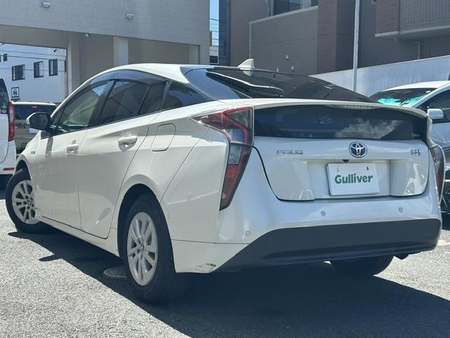Toyota PRIUS 2017 8272561-13