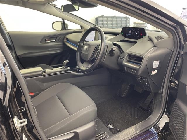 Toyota PRIUS 2023 8272562-1