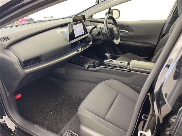 Toyota PRIUS 2023 8272562-10