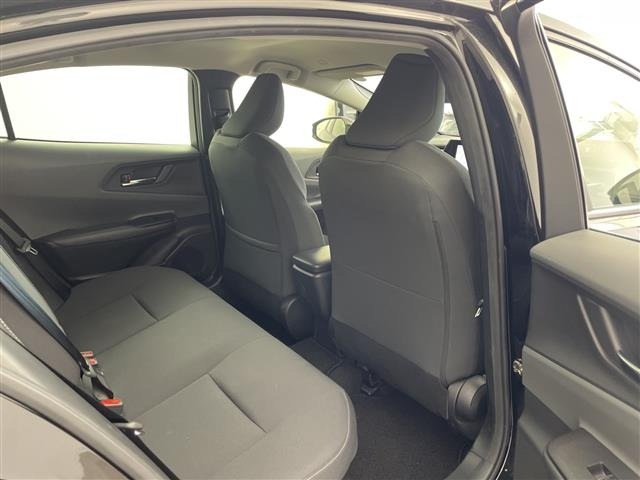 Toyota PRIUS 2023 8272562-5