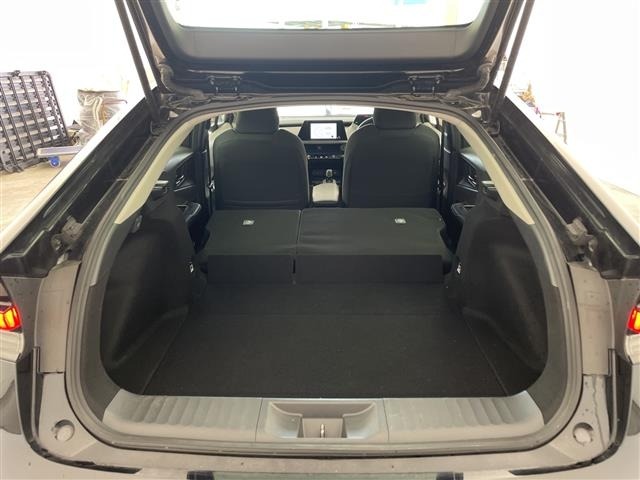 Toyota PRIUS 2023 8272562-9