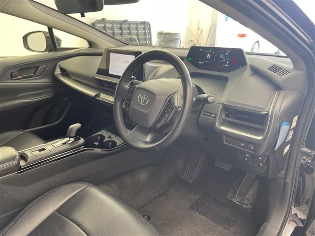 Toyota PRIUS 2023 8272563-1