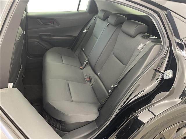 Toyota PRIUS 2023 8272563-11