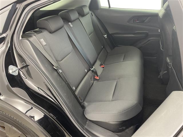 Toyota PRIUS 2023 8272563-7