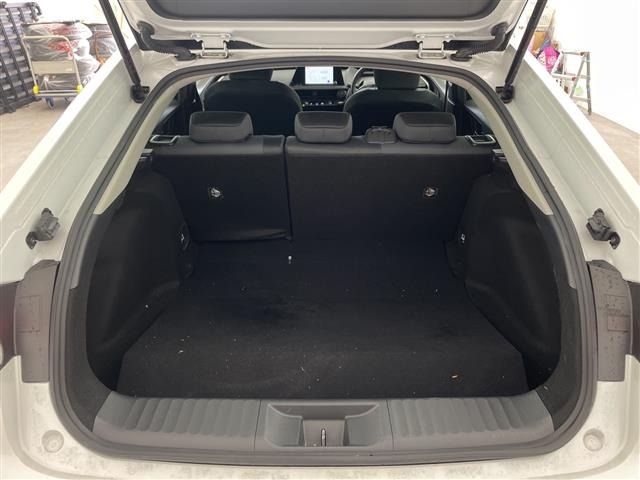 Toyota PRIUS 2023 8272564-12
