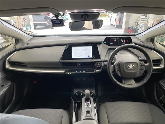 Toyota PRIUS 2023 8272564-14