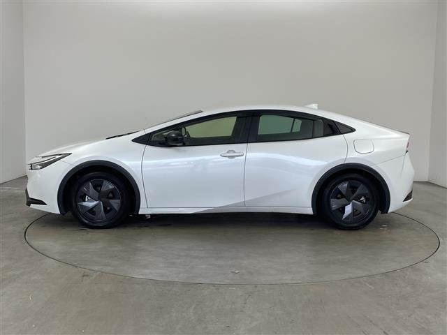 Toyota PRIUS 2023 8272564-19