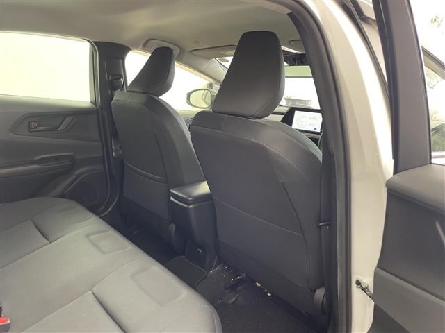 Toyota PRIUS 2023 8272564-5