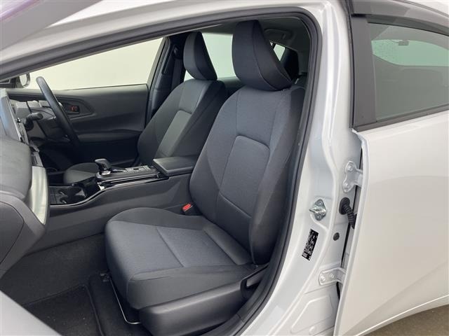 Toyota PRIUS 2023 8272564-9
