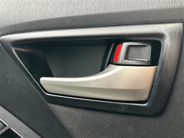 Toyota PRIUS 2013 8272565-18