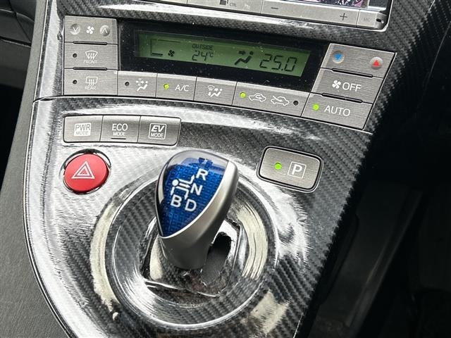 Toyota PRIUS 2013 8272565-4
