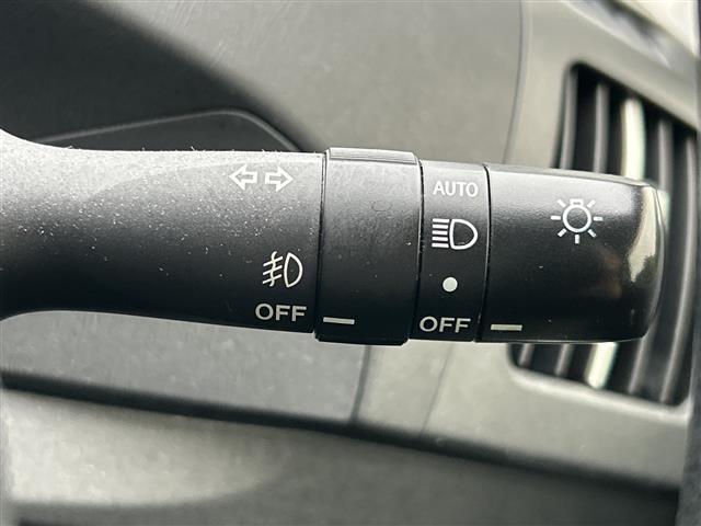 Toyota PRIUS 2013 8272565-9