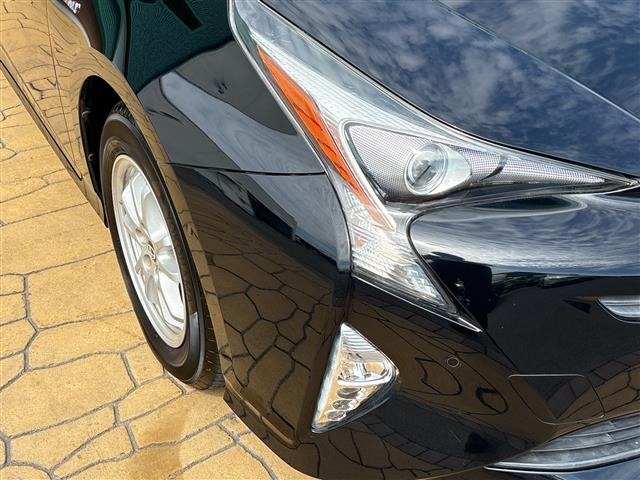 Toyota PRIUS 2017 8272566-11