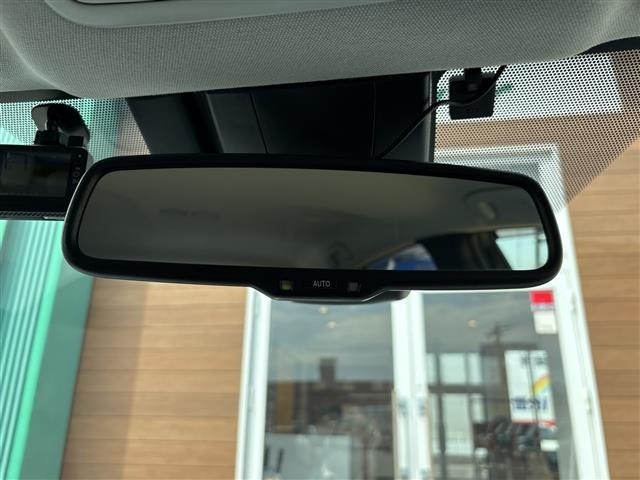 Toyota PRIUS 2017 8272566-17
