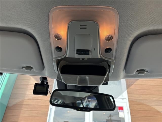 Toyota PRIUS 2017 8272566-19