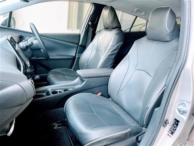 Toyota PRIUS 2017 8272568-12