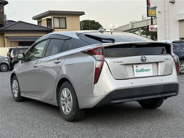 Toyota PRIUS 2017 8272568-13