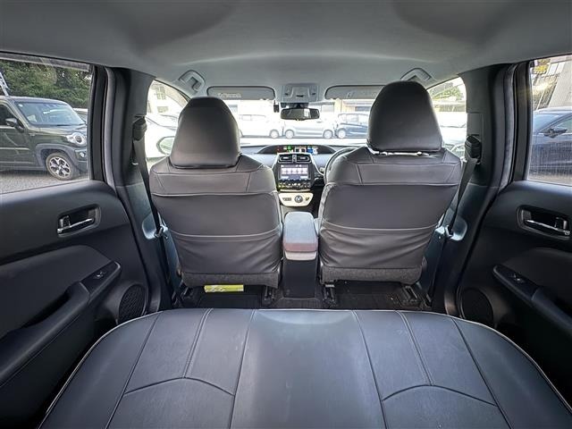 Toyota PRIUS 2017 8272568-8