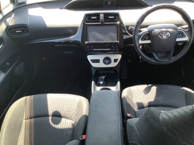 Toyota PRIUS 2016 8272575-4