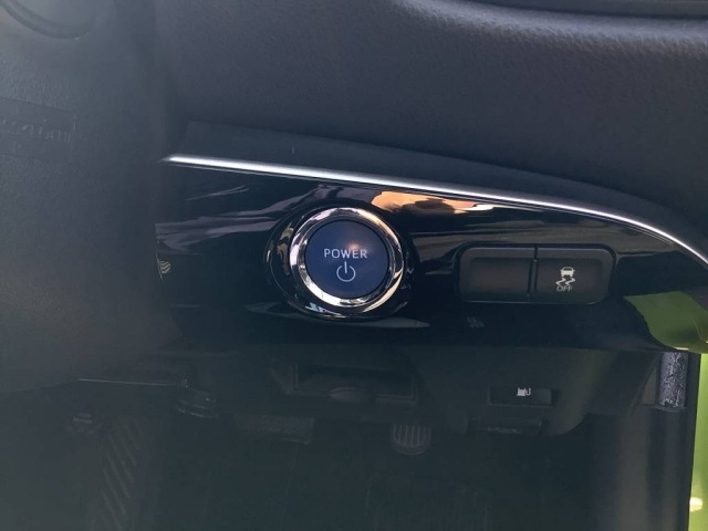 Toyota PRIUS 2016 8272575-5