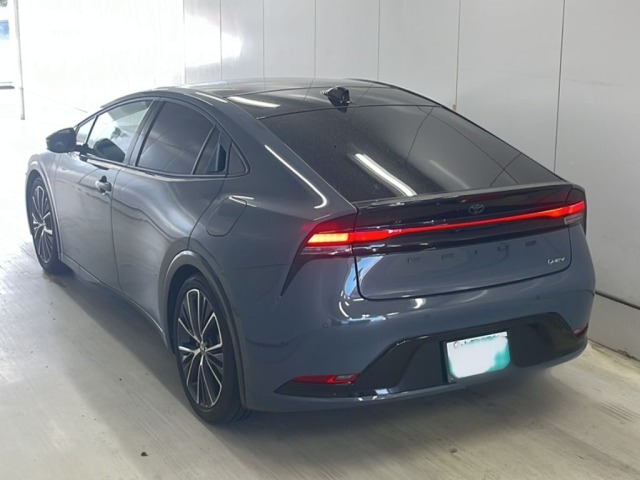 Toyota PRIUS 2023 8272580-1