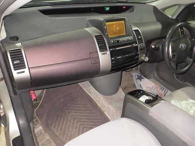 Toyota PRIUS 2004 8272582-5