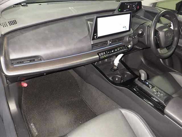 Toyota PRIUS 2023 8272583-5