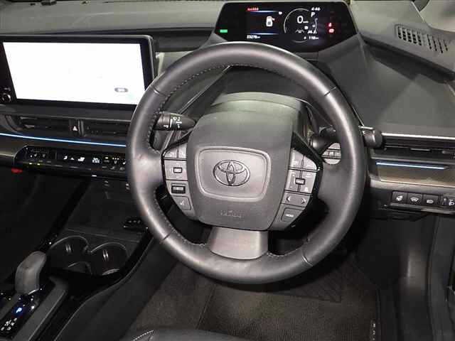 Toyota PRIUS 2023 8272583-8