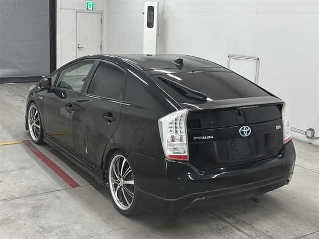 Toyota PRIUS 2009 8272584-1