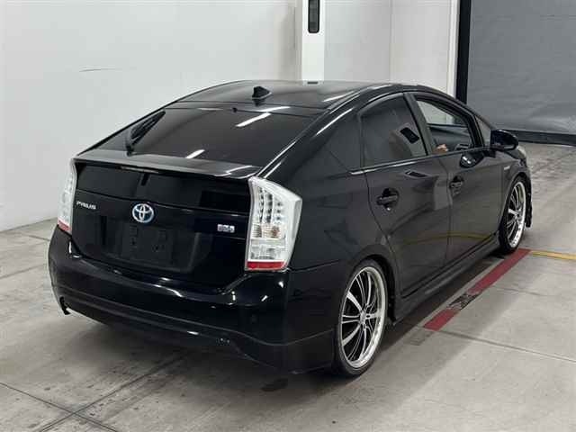 Toyota PRIUS 2009 8272584-5
