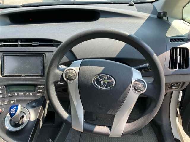 Toyota PRIUS 2010 8272586-3