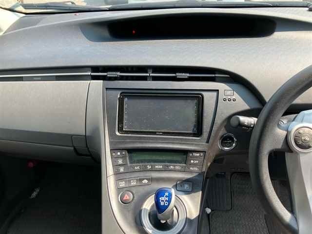 Toyota PRIUS 2010 8272586-6