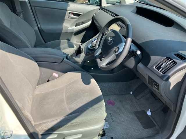 Toyota PRIUS 2010 8272586-7