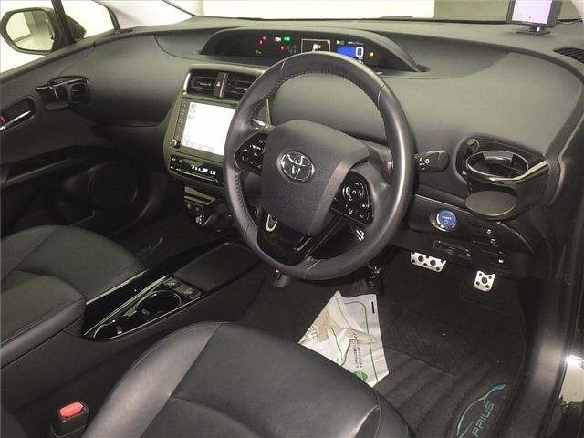 Toyota PRIUS 2022 8272591-3